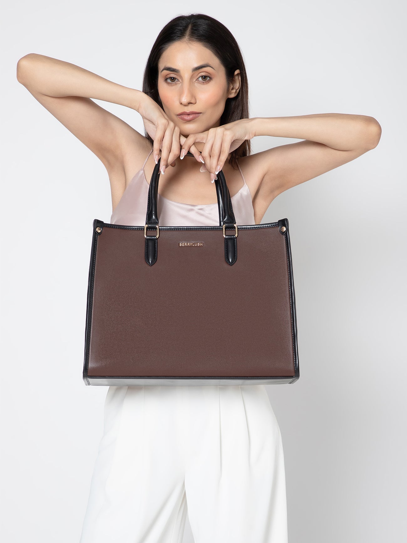 Berrylush Women Brown Solid Detachable Sling Strap Casual Tote bag